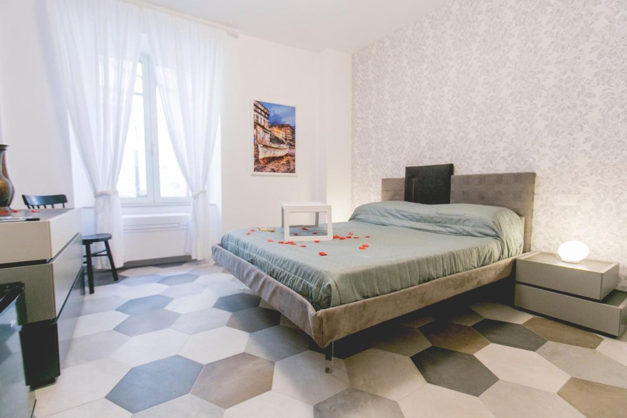 Bed and Breakfast Anticaglia/24 Napoli Esterno foto