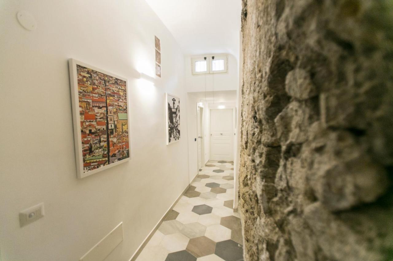 Bed and Breakfast Anticaglia/24 Napoli Esterno foto