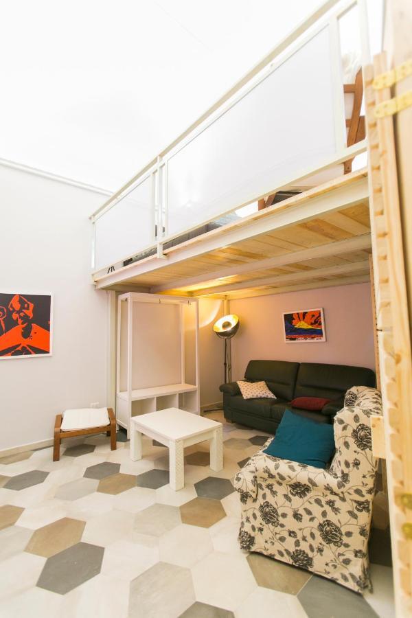 Bed and Breakfast Anticaglia/24 Napoli Esterno foto