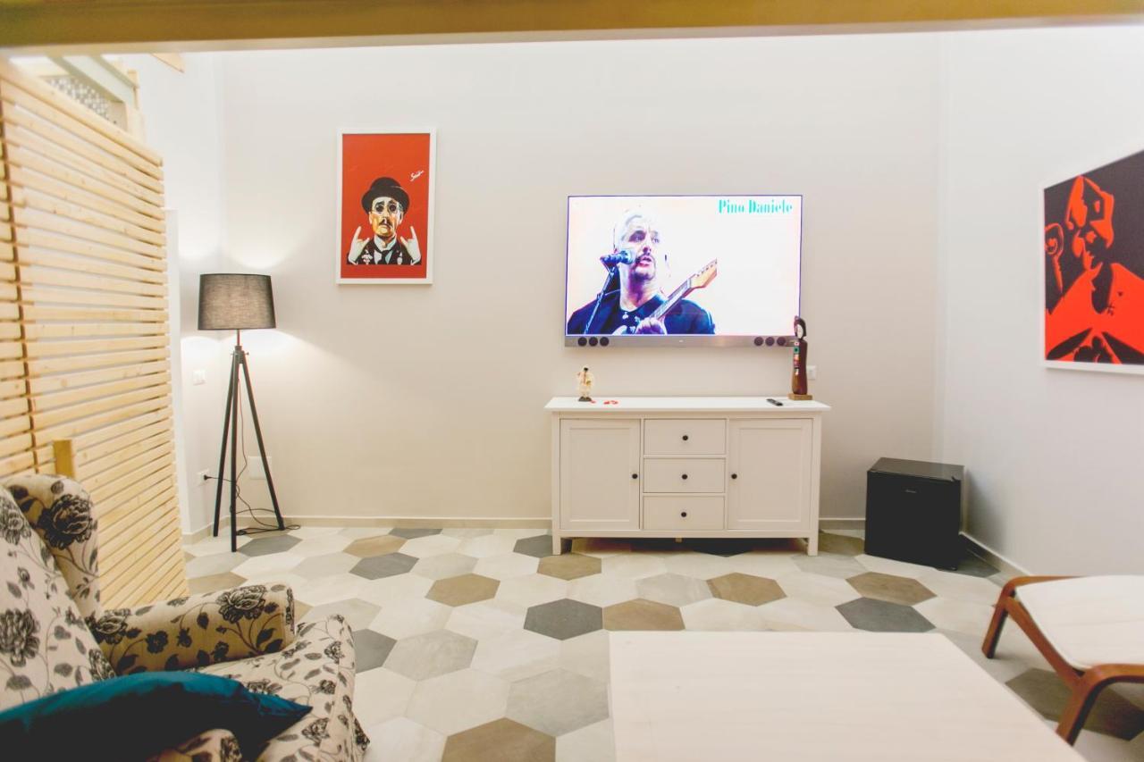 Bed and Breakfast Anticaglia/24 Napoli Esterno foto