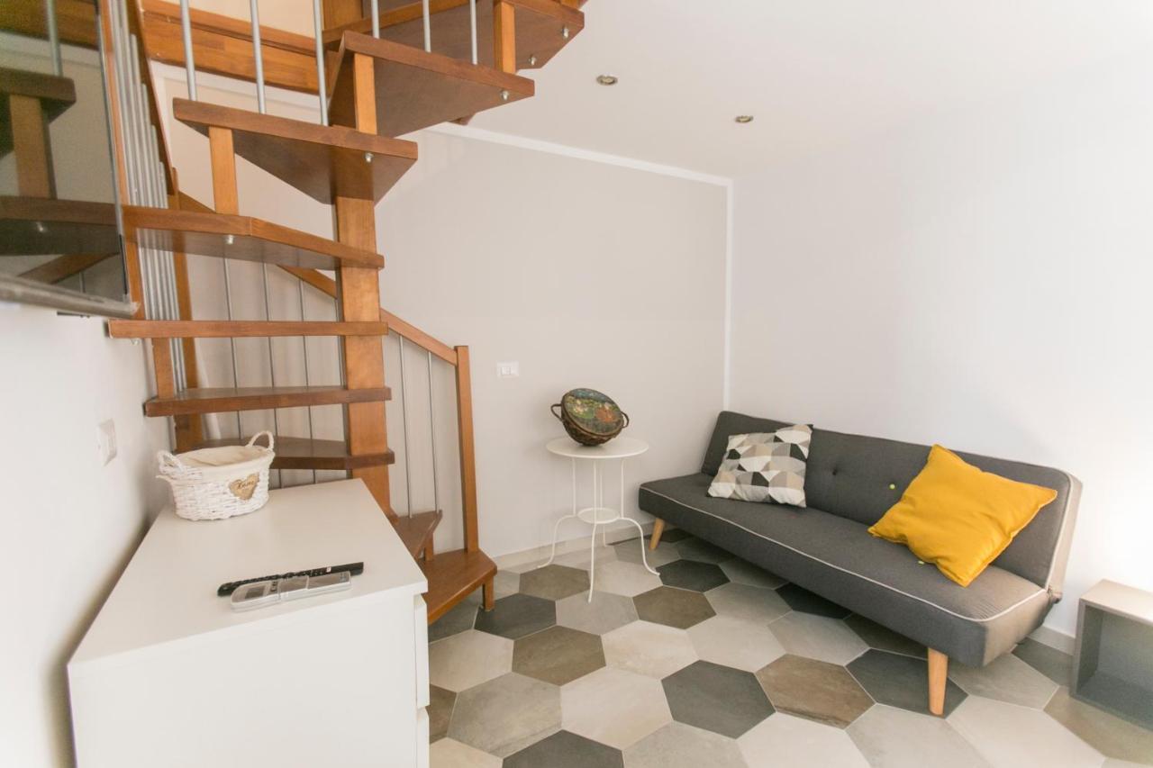 Bed and Breakfast Anticaglia/24 Napoli Esterno foto
